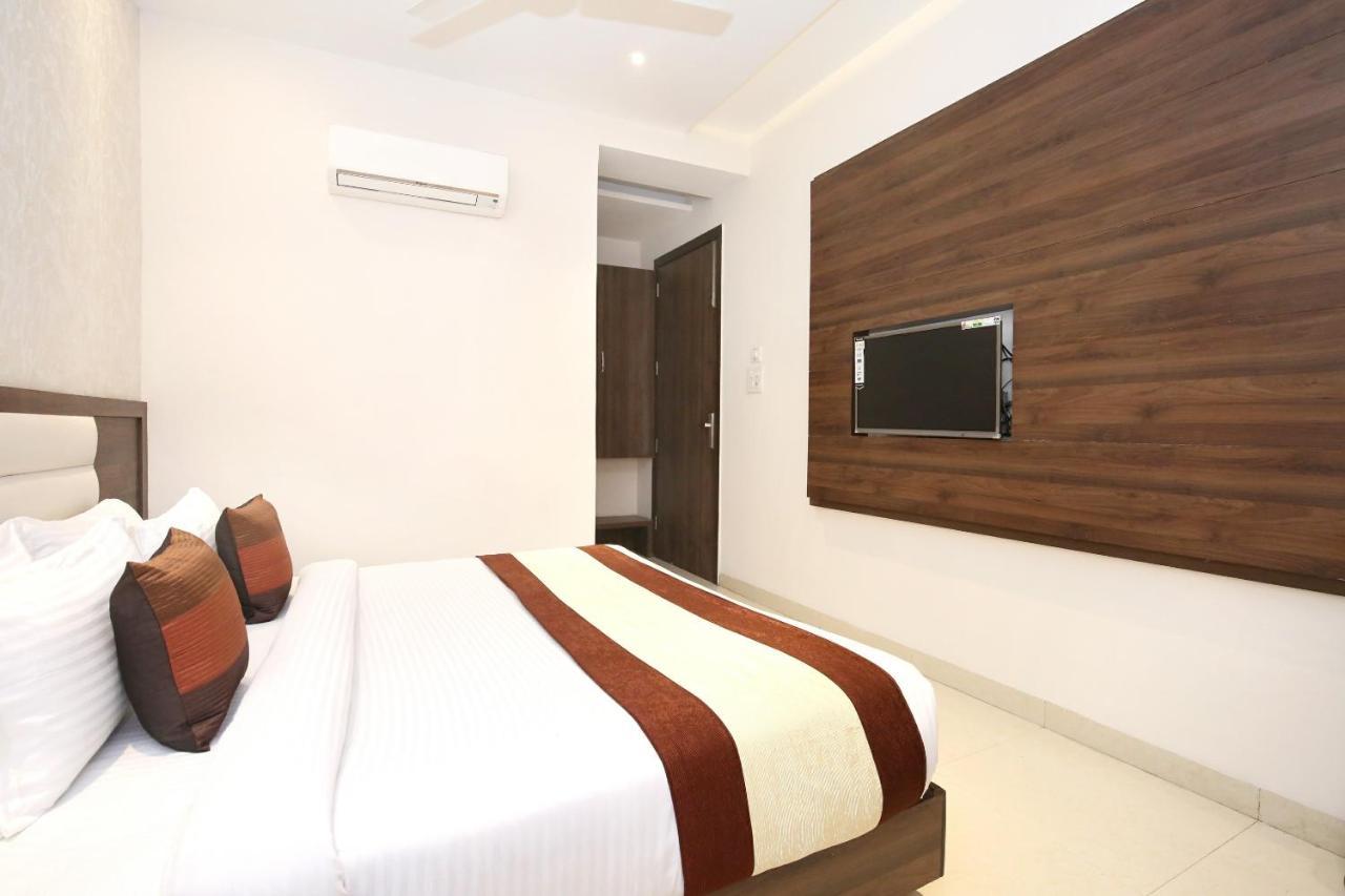 Oyo 11680 Hotel Grand Star Amritsar Exterior foto